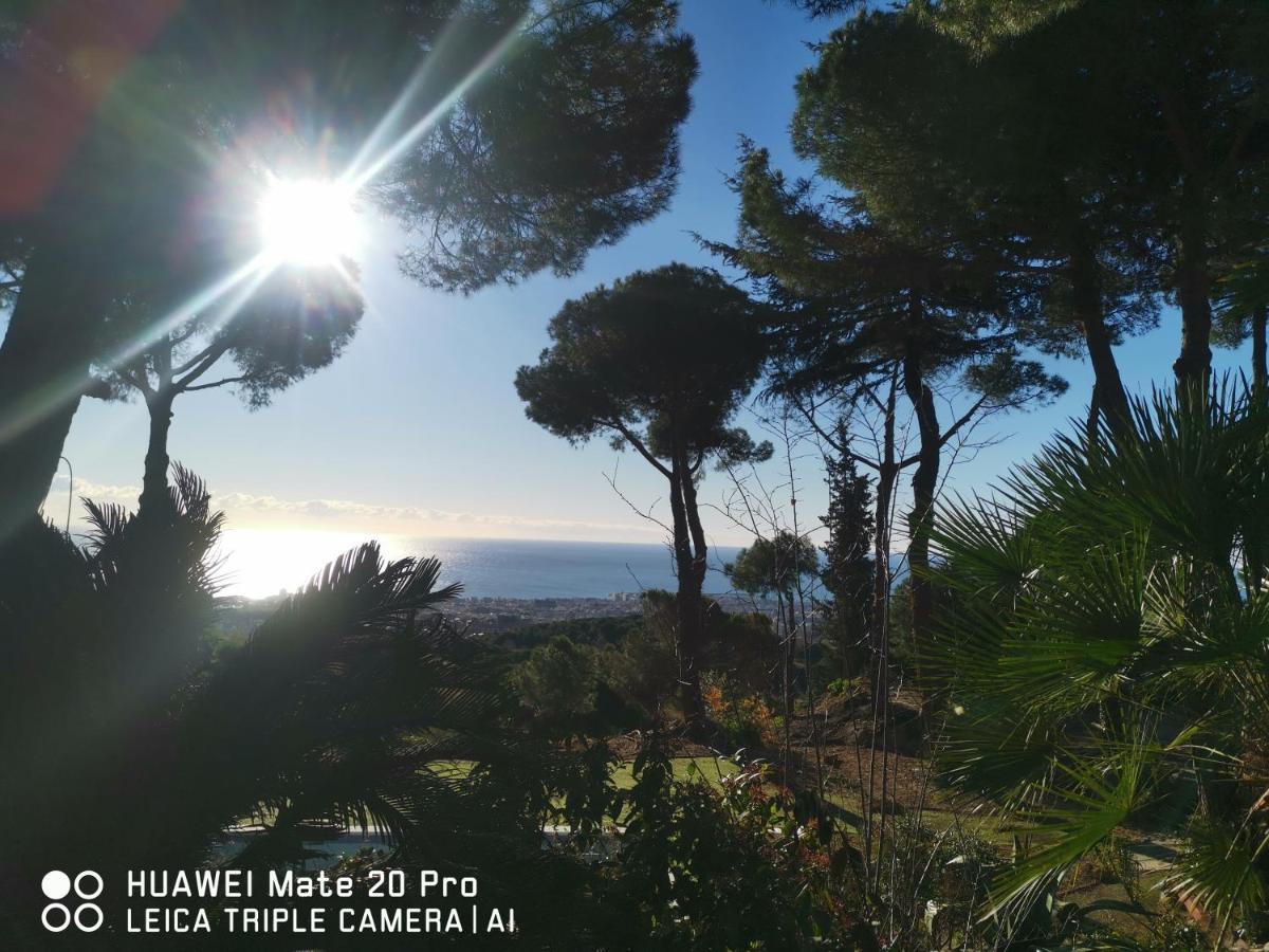Villa Maresme & Villa Rosa Mataró Exterior foto